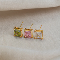 Boucles d'oreilles clous carrées minimalistes en acier inoxydable avec revêtement sous vide en or 18 carats, accessoires d'oreille tendance