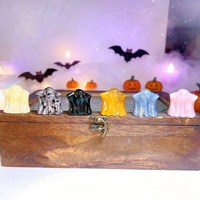 Ornements en pierre naturelle mélangée en gros sur le thème d'Halloween, mini-sculptures de fantômes en cristal pour cadeaux de fêtes