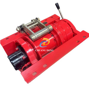 Treuil hydraulique forestier de récupération de <span class=keywords><strong>4</strong></span> <span class=keywords><strong>tonnes</strong></span> fabriqué en Chine à prix d'usine, treuils de 5, 8, 10, 12, 20 et 15 <span class=keywords><strong>tonnes</strong></span> - Product Image 1