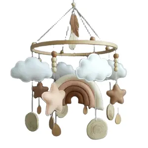 도매 사용자 정의 꾸란 수제 침대 침대 보육 아기 모바일 Holz 박제 무지개 구름 펠트 매달려 장식