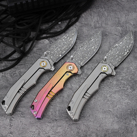 Couteau de poche pliant en acier Damas style rose Bochen, en acier inoxydable avec placage titane et manche en fibre de carbone, idéal pour les activités de plein air et comme cadeau.