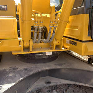 Excavadora sobre orugas usada de alta calidad Komatsu a la venta incluye componentes de núcleo de motor de bomba de motor - Product Image 2