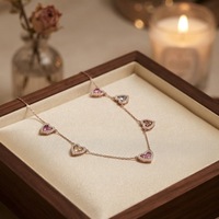 Nouveau collier tendance en argent sterling 925 avec pendentif magnétique personnalisé en forme de cœur rose en zircon et trèfle à quatre feuilles
