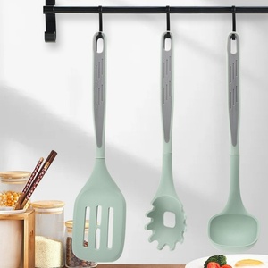 17 Pieces Kitchen Accessories Silicone Utensils Set Knife Set Cutting Board Non Stick Kitchen Cooking Utensils Set with Holder - Product Image 4