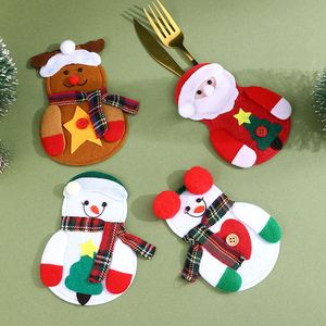 Ensemble de décorations de table de Noël : accessoires festifs pour couverts et bouteilles de vin (Père Noël, Bonhomme de neige, chapeau), collection cadeau couteau-fourchette - Product Image 1