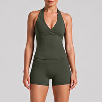 Ensemble de fitness deux pièces à col halter et décolleté en V pour Pilates et Yoga, séchage rapide, respirant, avec haut court et taille élastique, OEM, marque privée, MOQ