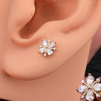 Grosir 14K Padat Glod Bunga Tulang Rawan Menusuk Tulang Rawan Anting Stud 14K Emas Perhiasan Tindik