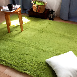 Alfombra de Pelo Sintético Suave y Afelpado Personalizada al por Mayor para Sala de Estar, Alfombra de Piso Cálida y Afelpada de Estilo Europeo, Resistente a las Arrugas y Antideslizante - Product Image 3