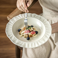 Assiette en céramique style chapeau de paille, assiette à dîner à bord ondulé, plateau de service pour desserts, fruits et collations, vaisselle esthétique
