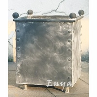 Pot de fleurs et jardinière élégant de style classique pour patio, jardin, véranda, tête de lion, décor carré en zinc gris, métal lourd