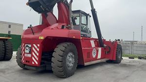 รถยกตู้คอนเทนเนอร์ Kalmar DRF450 มือสอง ขนาด 45 ตัน แบบไฮดรอลิก พร้อมปั๊มและชุดเกียร์สำหรับลานโลจิสติกส์ - Product Image 3