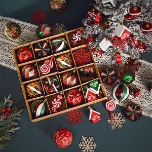 Fábrica Nuevo diseño Juegos a prueba de agua de gran Navidad Durable Juego de bolas de Navidad de alta calidad para fiesta - Product Image 1