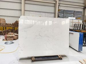 Dalles <span class=keywords><strong>de</strong></span> pierre <span class=keywords><strong>de</strong></span> luxe blanc jazz en <span class=keywords><strong>marbre</strong></span> blanc naturel pour mur <span class=keywords><strong>de</strong></span> fond, <span class=keywords><strong>seuil</strong></span> <span class=keywords><strong>de</strong></span> fenêtre, <span class=keywords><strong>seuil</strong></span> <span class=keywords><strong>de</strong></span> <span class=keywords><strong>porte</strong></span> et comptoir - Product Image 2