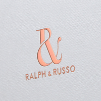 Boîte cadeau rigide en carton blanc avec logo personnalisé, couvercle et base rigides, finition mate, gaufrage, cadre photo
