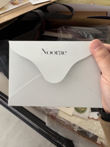 Enveloppes personnalisées de style minimaliste avec nom pour l'image de <span class=keywords><strong>marque</strong></span> des entreprises / Personnalisation des enveloppes d'invitation de mariage - Product Image 1