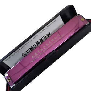 Vente en gros de <span class=keywords><strong>prix</strong></span> personnalisé marque Sinomusik haute qualité couleur 24 trous <span class=keywords><strong>harmonica</strong></span> <span class=keywords><strong>chromatique</strong></span> ton C laiton roseau instrument de musique - Product Image 1