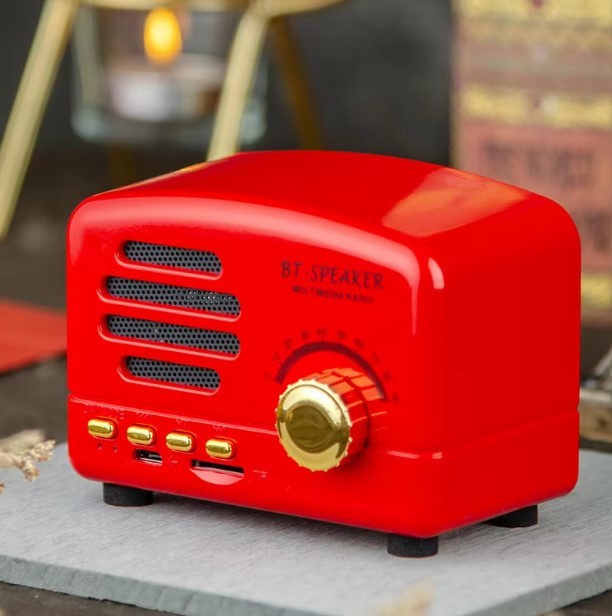 Vintage Mini Retro Portable Speaker with AM FM Radio New Design Fashion Multi-Color Multi-functional