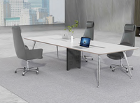 Table de bureau design européen moderne, structure en aluminium chromé, pieds évasés, durable, idéale pour les hôtels et la restauration.