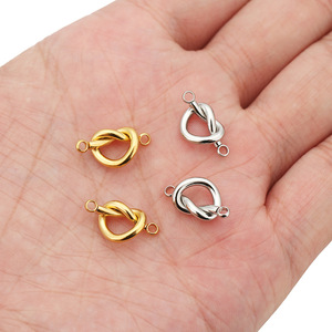 Connecteur Cœur Noué en Acier Inoxydable Double Trou 10mm, Apprêts Bijoux DIY pour Bracelets Colliers, Plaqué Or - Product Image 4