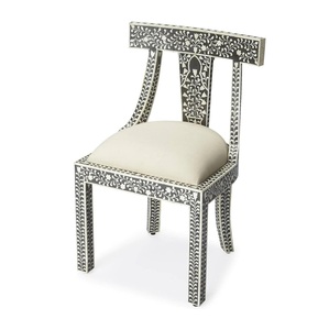 เก้าอี้ฝังกระดูกสีดำและสีขาวทำด้วยมือมีลวดลายแกะสลักที่ซับซ้อนสำหรับโรงแรมบูติก - Product Image 2