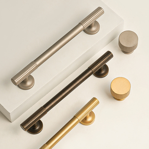 Kenop Kabinet Garis Vertikal Art Deco Kuningan Padat Warna Emas Nikel Perunggu Antik Gagang Tarik Model T untuk Lemari dan Laci - Product Image 3