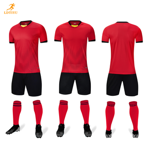 Fabrieksvoorraad voetbaltenues, custom nummers, team trainingskleding, schoolwedstrijd shirts, groothandel, 100% korte mouwen - Product Image 1