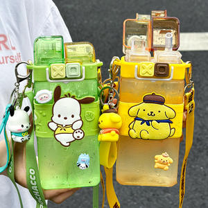 Botella de agua Sanrio Tritan, taza doble para niños, diseño de dibujos animados, uso en verano, regreso a la escuela, taza individual - Product Image 5