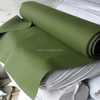 Tissu en toile imperméable 100 % polyester tissé teint en fil vert, vente en gros pour tentes, durable, résistant au soleil, coupe-vent, anti-bactérien