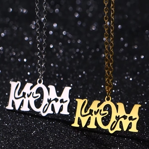 Collier pendentif <span class=keywords><strong>pour</strong></span> femme en acier inoxydable Niubei plaqué or 18 carats, chaîne à maillons tendance, série LOVE, Saint-Valentin, Noël - Product Image 3