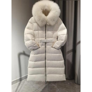 Veste Trench Femme Personnalisée Coupe-Vent Respirante avec Garniture en Fourrure Élégante Chaude Mode Dernières Vêtements d'Extérieur - Product Image 2