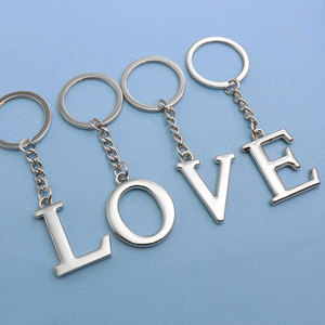 Colgante de equipaje del alfabeto inglés 26 letras mayúsculas y minúsculas números llavero pequeño regalo europeo y americano personalizado - Product Image 3
