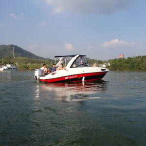 Bateau à moteur de luxe de 7,3 m (24 pieds) avec cabine en fibre de verre, bateau de pêche, mini-yacht - Product Image 4