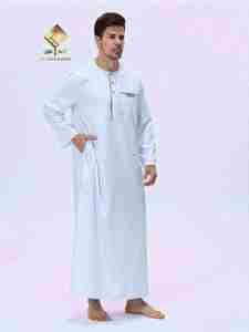 Al Haramain Thobe blanc pour homme, col rond, manches longues, en coton, longueur au sol, tenue de prière modeste - Product Image 2