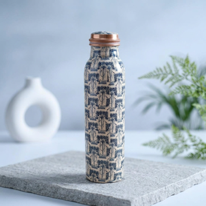 Botella de Cobre de Diseño con Arte Meena, Botella Ayurvédica de Cobre con Estampado de Mandala, Botella de Agua de Cobre Puro de 1 Litro con Diseño de Mandala - Product Image 1