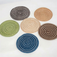 Sous-verres modernes réutilisables en polyester et coton, résistants à la chaleur, anti-brûlure, multicolores pour la maison et les restaurants (vente en gros)