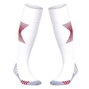 Dernières Chaussettes de Sport Personnalisées en Gros, Respirantes, Légères, pour Football, Séchage Rapide, Anti-Bactériennes, Chaussettes Athlétiques - Product Image 1
