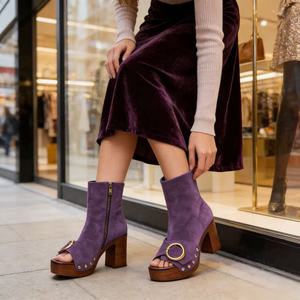 Nuova Tendenza <span class=keywords><strong>Stivaletti</strong></span> con Cinturino a Fibbia, Tacco Largo, <span class=keywords><strong>Borchie</strong></span> <span class=keywords><strong>e</strong></span> Plateau, Punta Aperta per Donna - Product Image 5