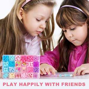Kit de Joyería DIY para Niños de 24 Compartimentos, Cuentas Acrílicas Coloridas, Set para Hacer Pulseras y Collares con Dijes de Conejito, Arcoíris, Estrella y Corazón - Product Image 4