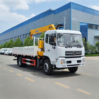 Camion-grue léger à flèche télescopique 4x2 avec benne basculante et treuil pour la livraison de matériaux de construction urbaine