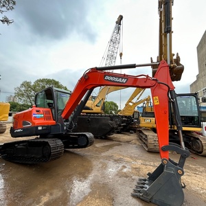 Excavatrice sur chenilles d'occasion Doosan DX60-9C, fabriquée en Corée, 6 tonnes, compatible avec plusieurs accessoires, mini-pelle avec certification CE, à vendre - Product Image 1