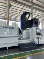 Centre d'usinage CNC à 5 axes GMC4022 avec systèmes de contrôle Siemens Fanuc GSK, broche unique, conique BT50, perçage et fraisage