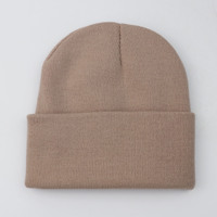 Bonnet tricoté côtelé à revers en acrylique couleur unie avec étiquette tissée personnalisée, style streetwear, chaud pour l'hiver, vente en gros