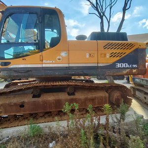 Reliable <b>Machine</b> <b>Used</b> Hyundai 300LC-9s Excavator 30 Ton Heavy <b>Machine</b> with Core Components Engine for Sale - Product Image 3