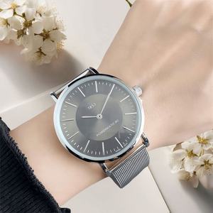 Reloj de Cuarzo para Hombre con Caja de Aleación de 40 mm, Correa de Cocodrilo y Esfera de Cristal - Moda de Lujo - Product Image 4