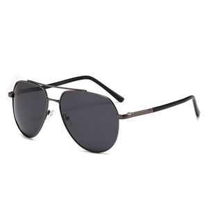 Lunettes de soleil en métal, monture noire, cerclées, verres carrés TAC, protection UV400, style homme, type 3, emballage boîte - Product Image 5