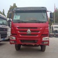 Ventes transfrontalières de camions à benne basculante HOWO de haute qualité de 8.5 mètres Camions à benne basculante à huit basculants arrière de 9.6 mètres Camions à benne basculante HOWO 6*4
