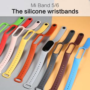 Venta al por mayor de fábrica: Correa deportiva de silicona para reloj inteligente Mi Band 5/6, diseño de lazo deportivo con hebilla a presión de 12 mm, global. - Product Image 5