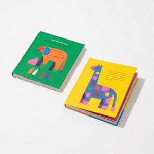 Transformez votre vision en réalité vive avec notre service d'impression de catalogue de couleurs haut de gamme où chaque nuance est capturée avec maestrie. - Product Image 6