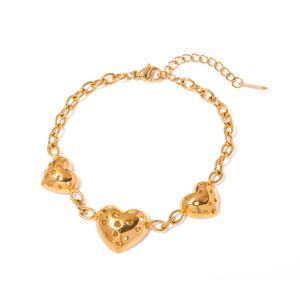 European and American Heart-Shaped <b>Bracelet</b> for <b>Women</b> Fashionable Jewelry 18K Gold-Plated Exaggerated <b>Bracelet</b> for <b>Women</b> - Product Image 1