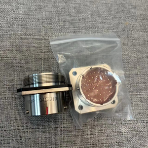 Enchufe de Aviación Y11P-2041ZJ10 de Alta Resistencia a Impactos y Vibraciones para Equipos de Control Industrial - Product Image 1